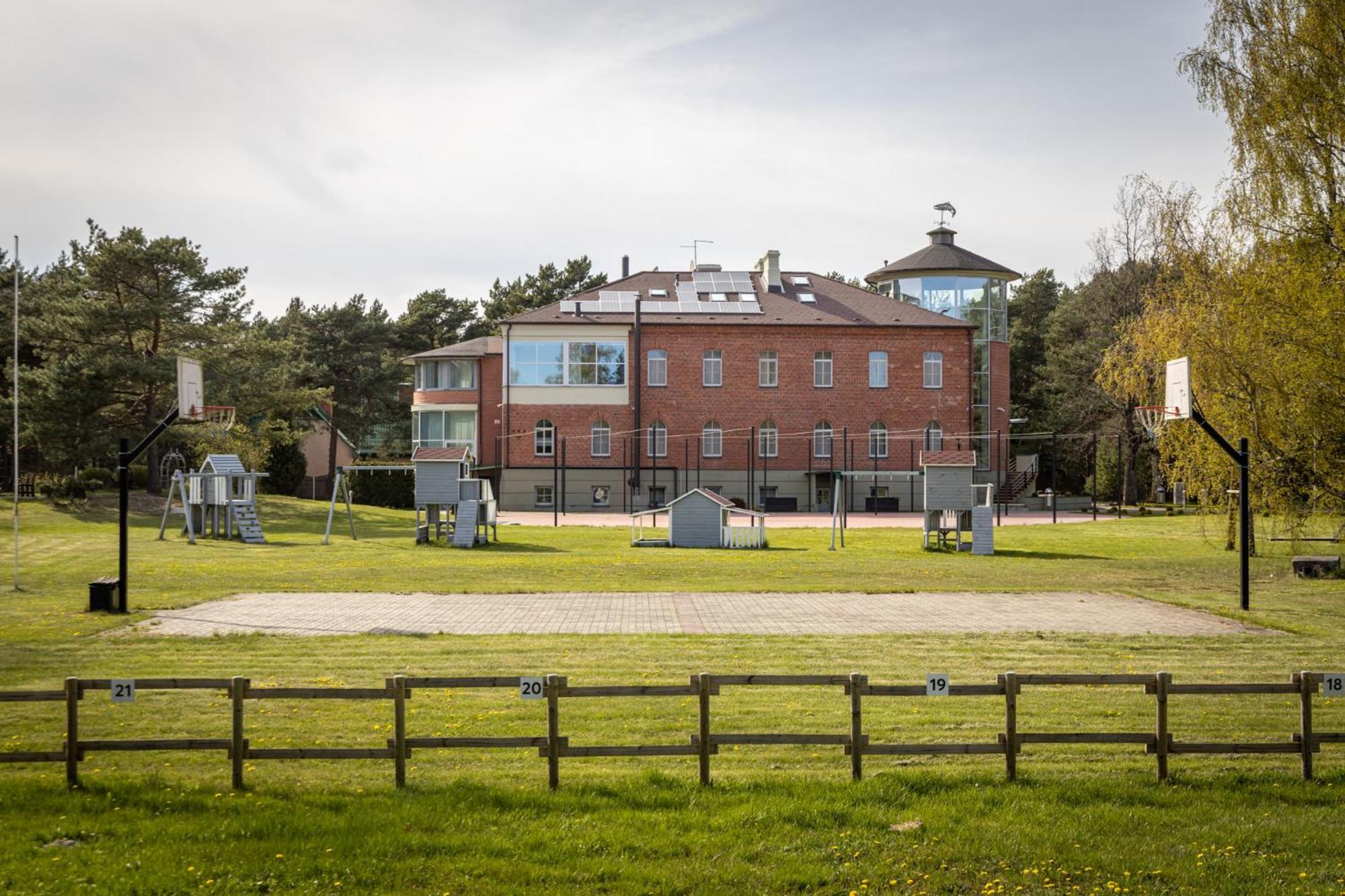 Roze Village Jurnieka Ligzda Pērkone Exterior foto